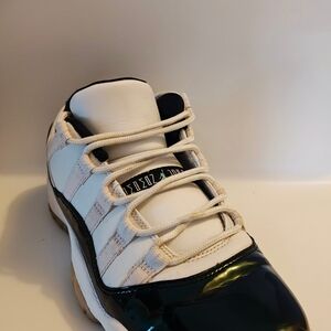*TRADE* Nike Air Jordan 11 Retro Low